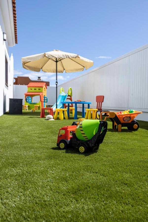 Ideal For Family Holidays, Near Beach And Golf- Casa James La Guirra Exteriér fotografie