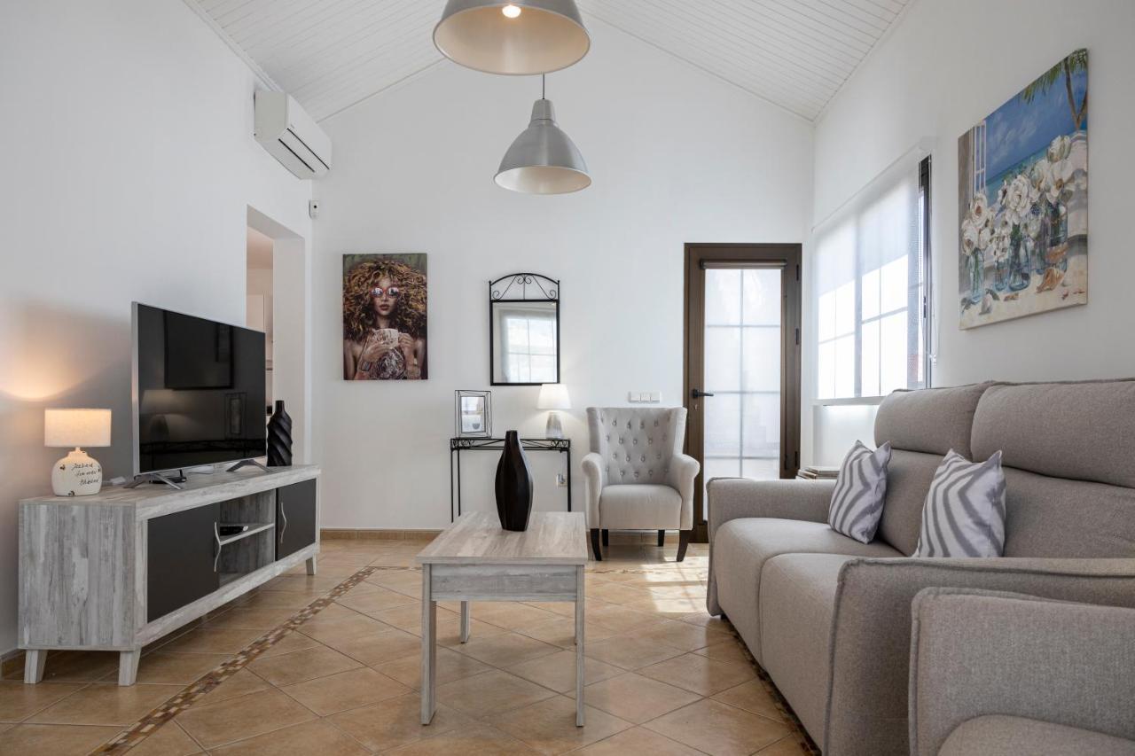 Ideal For Family Holidays, Near Beach And Golf- Casa James La Guirra Exteriér fotografie